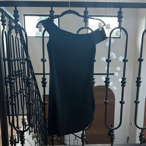 Elegant Black One-Shoulder Dress